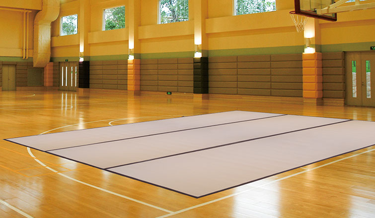 ロール畳を設(shè)置した體育館